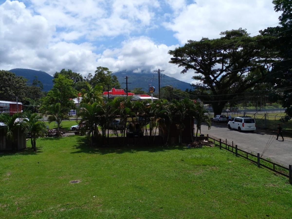 La Pension Backpackers La Fortuna 외부 사진